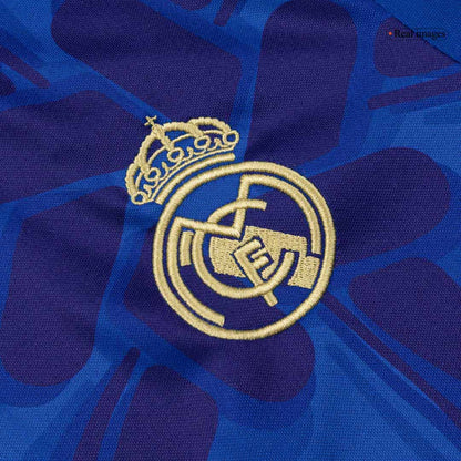 Real Madrid 2025/26 Forması