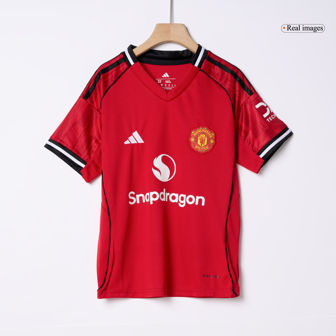 Manchester United 2025/26 Çocuk İç Saha Forma Seti