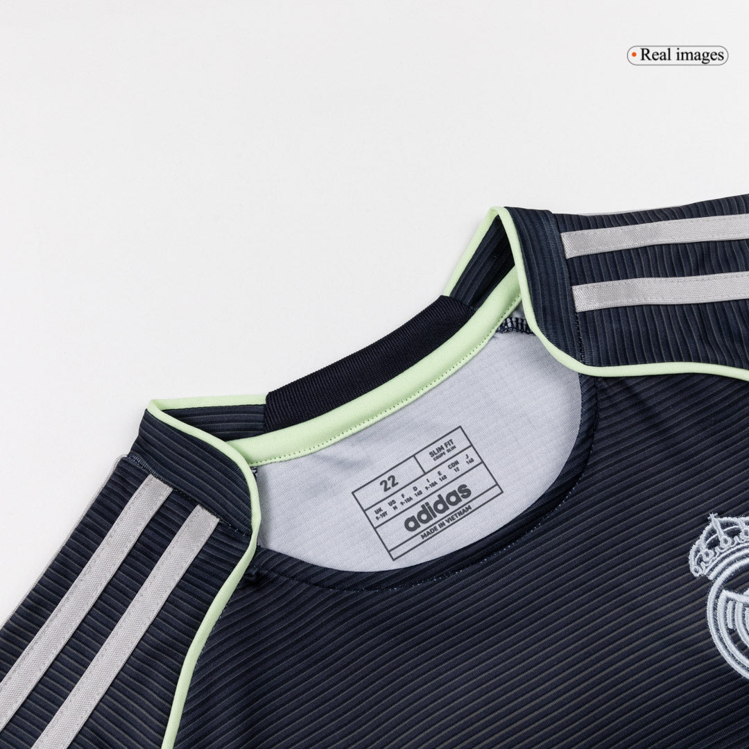 Real Madrid 2025/26 Çocuk Deplasman Forma Seti [PREMIUM]