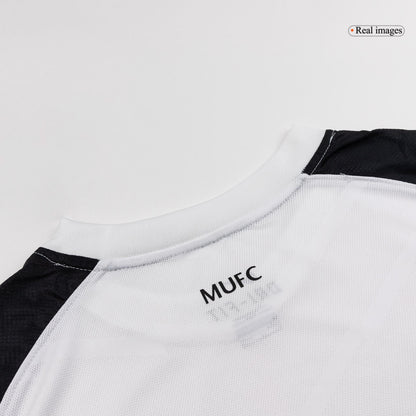 Retro Manchester United 2010/11 Deplasman Forması