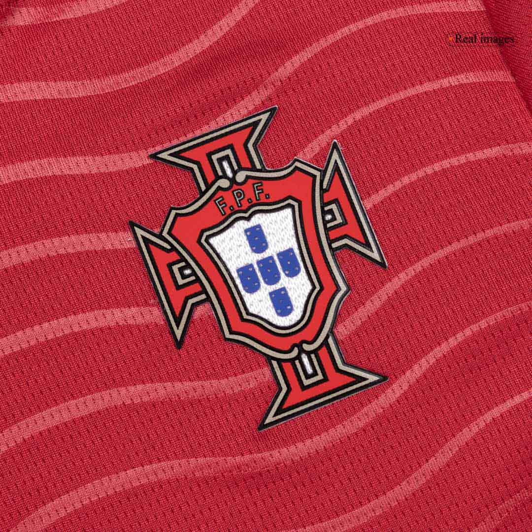 Portekiz 2026 Dünya Kupası Çocuk İç Saha Forma Seti RONALDO #7 [PREMIUM]