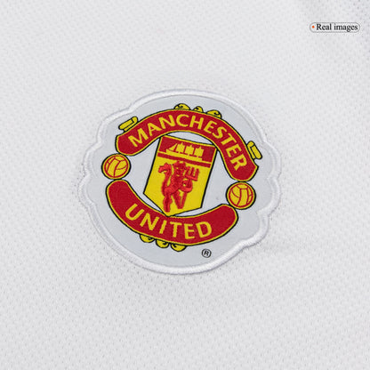 Retro Manchester United 2010/11 Deplasman Forması