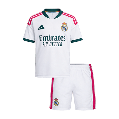 Real Madrid 2026/27 Çocuk İç Saha Forma Seti