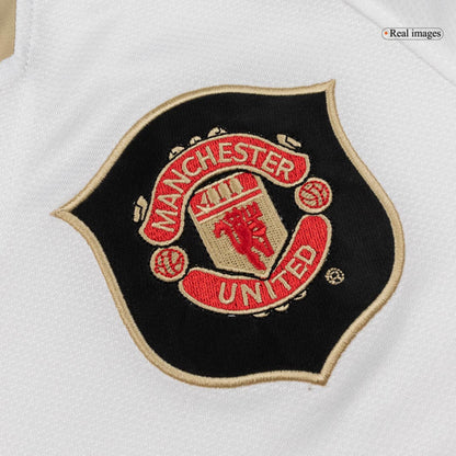 Retro Manchester United 2006/07 Deplasman Forması