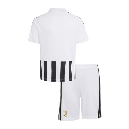 Juventus 2026/27 Çocuk İç Saha Forma Seti